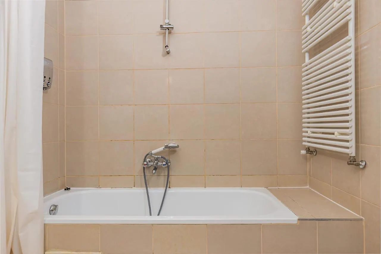 Cosy 1 Bedroom Apartment In Gozsdu Court Budapest